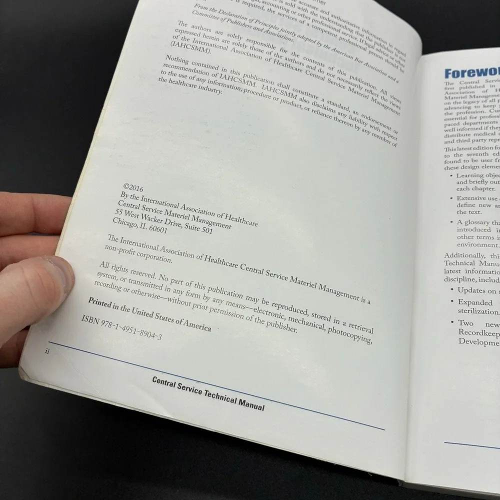Central Service Technical Manual‎ International Association Paperback